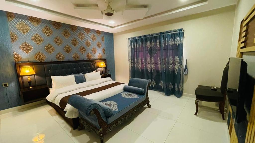 Golden Sand Hotel Rahim Yar Khan Exterior photo