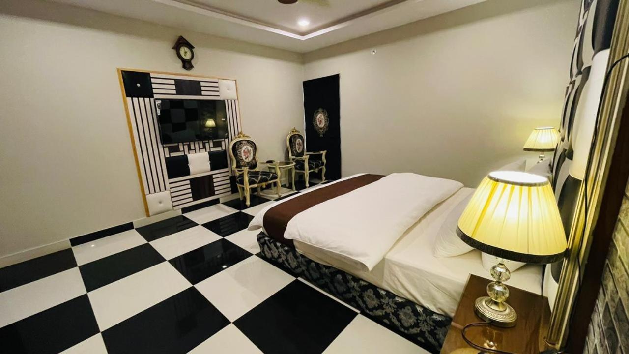 Golden Sand Hotel Rahim Yar Khan Exterior photo